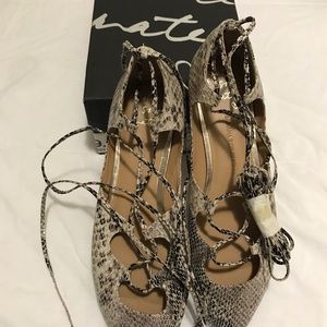 Lace up flats Allie